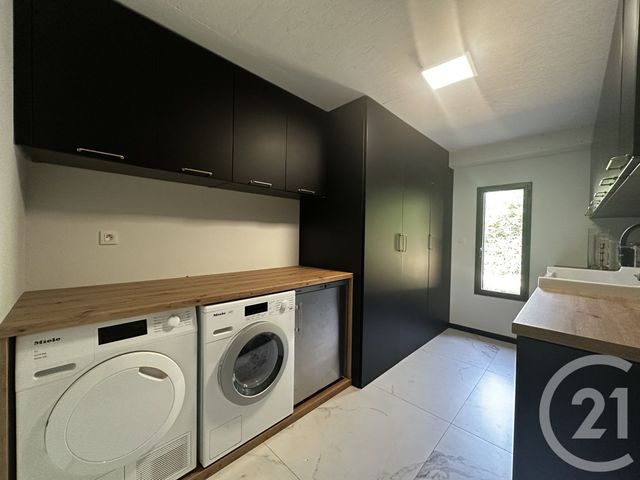 maison à vendre - 8 pièces - 281.2 m2 - ST HILAIRE DE RIEZ - 85 - PAYS-DE-LOIRE - Century 21 Atlantique Immo