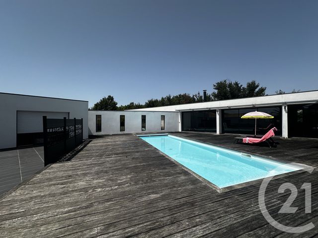 maison à vendre - 8 pièces - 281.2 m2 - ST HILAIRE DE RIEZ - 85 - PAYS-DE-LOIRE - Century 21 Atlantique Immo