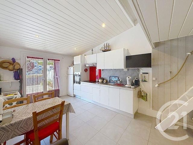 Appartement T2 à vendre - 3 pièces - 36.23 m2 - ST HILAIRE DE RIEZ - 85 - PAYS-DE-LOIRE - Century 21 Atlantique Immo