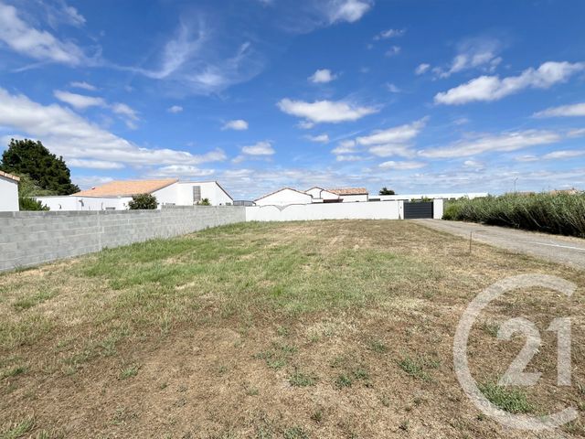 terrain à vendre - 619.0 m2 - ST HILAIRE DE RIEZ - 85 - PAYS-DE-LOIRE - Century 21 Atlantique Immo