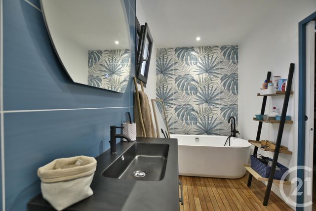 maison à vendre - 4 pièces - 117.96 m2 - ST HILAIRE DE RIEZ - 85 - PAYS-DE-LOIRE - Century 21 Atlantique Immo