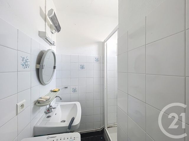 Appartement à vendre - 3 pièces - 45.76 m2 - ST HILAIRE DE RIEZ - 85 - PAYS-DE-LOIRE - Century 21 Atlantique Immo