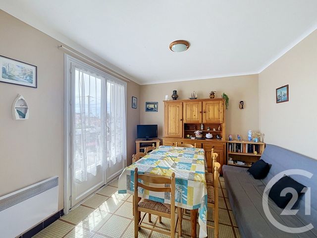 Appartement à vendre - 3 pièces - 45.76 m2 - ST HILAIRE DE RIEZ - 85 - PAYS-DE-LOIRE - Century 21 Atlantique Immo