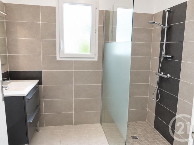 maison à louer - 4 pièces - 89.02 m2 - ST HILAIRE DE RIEZ - 85 - PAYS-DE-LOIRE - Century 21 Atlantique Immo