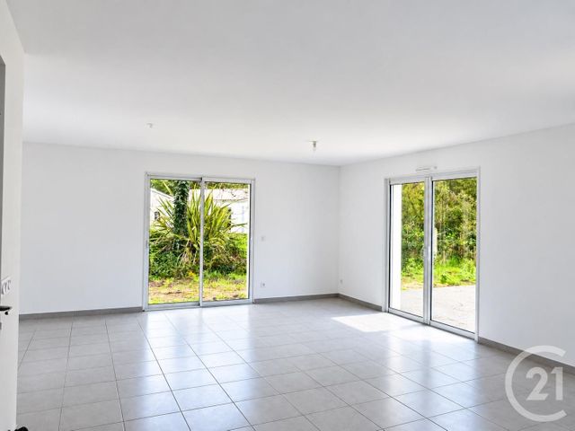maison à louer - 4 pièces - 89.02 m2 - ST HILAIRE DE RIEZ - 85 - PAYS-DE-LOIRE - Century 21 Atlantique Immo